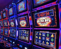 Filipino sports bettor placing picks on pesomaxfun mobile browser